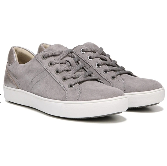 EUC Naturalizer Women's Morrison Grey Shoes Size 8 - Picture 1 of 14